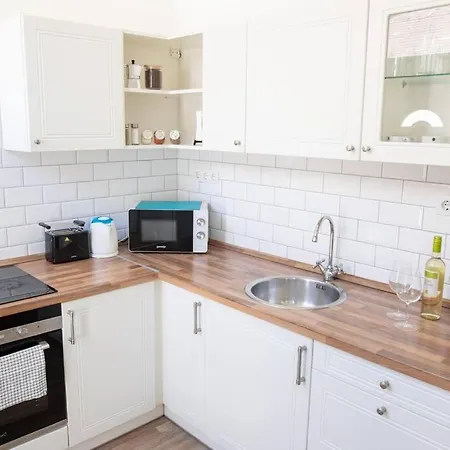 N28 Next To Andrassy Boulevard. Apartament Budapeszt