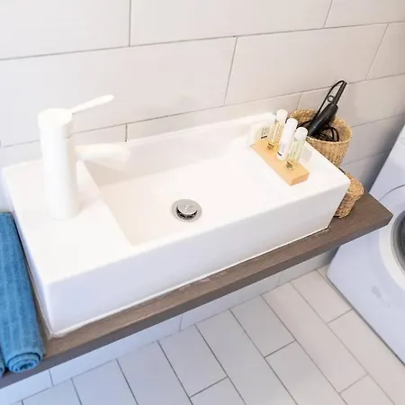 N28 Next To Andrassy Boulevard. Apartamento Budapeste